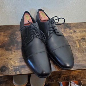 Clarks Captoe Dress Shoes (Bluchers)